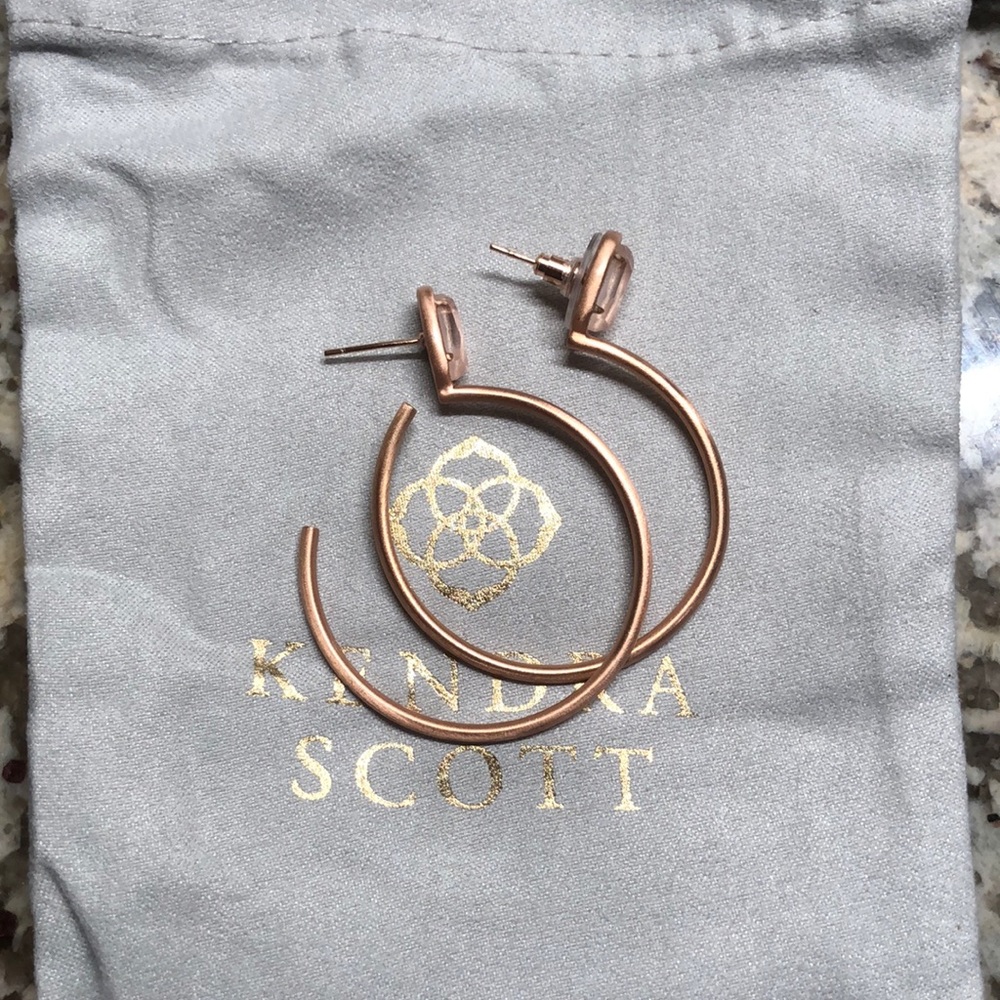 Kendra Scott large pepper hoops